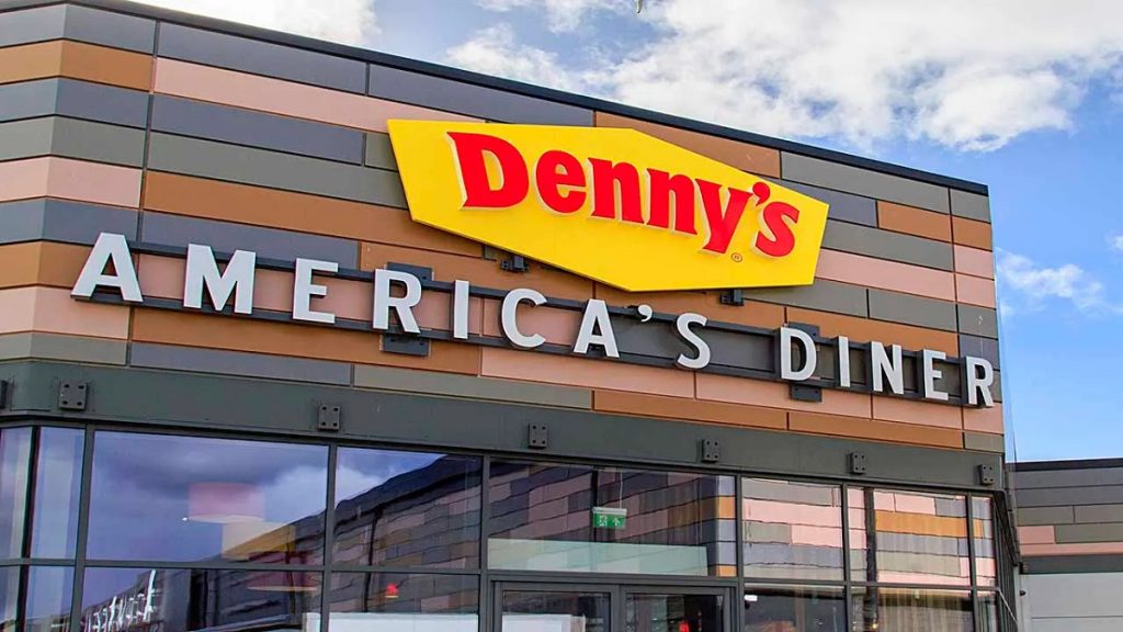 Denny's Thanksgiving Hours